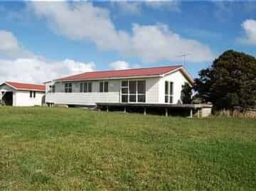 8 Kaipara Lake Road, South Head