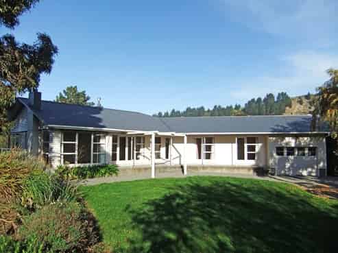 533 Gore Bay Road, Gore Bay