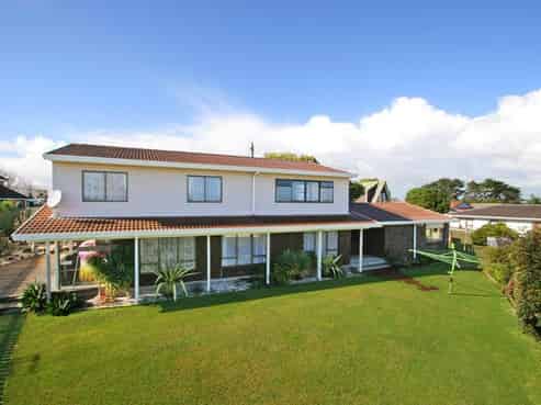 66 Saint Annes Crescent, Wattle Downs