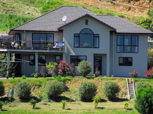 18 Waka Way, Bellevue