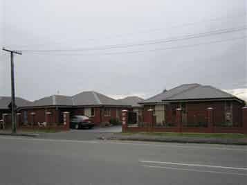 4B Railway Terrace, Templeton