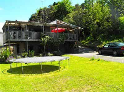 35 Duck Creek Road, Stillwater