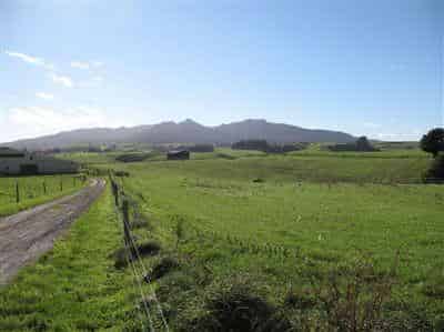 57 Earle Road, Pukeatua