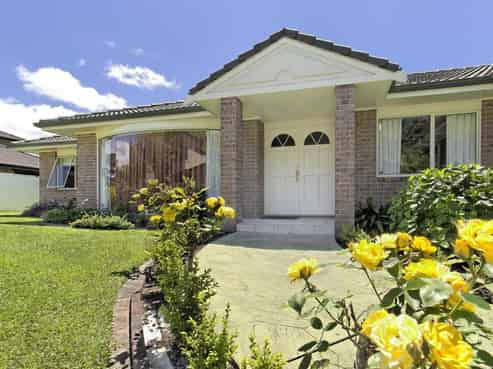 10 Greenwoods Close, Titirangi