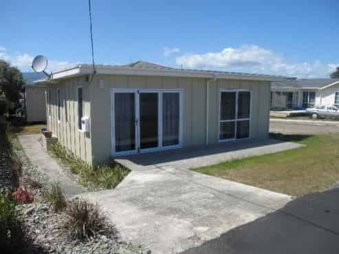 66A Marine Parade, Otaki Beach