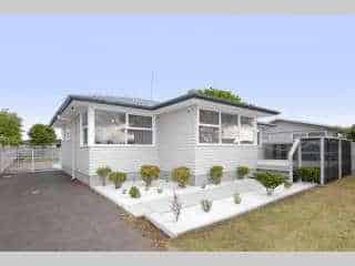 6 Coptic Place, Mangere East