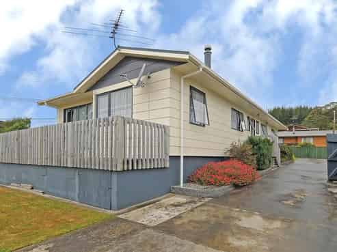 1 Monarch Grove, Maoribank