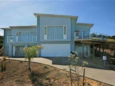 24 Kotanui Avenue, Army Bay