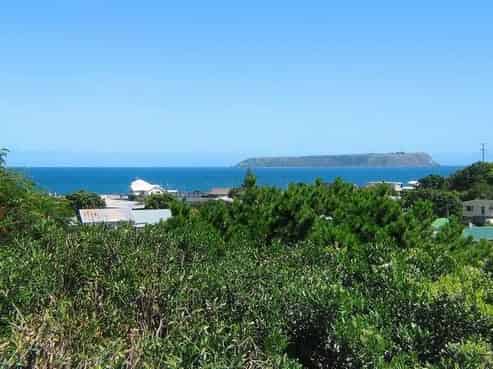 14 Cluny Road, Plimmerton