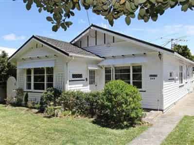 246 Muritai Road, Eastbourne