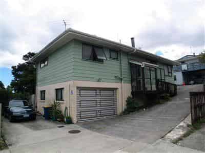 2/19A Ribblesdale Road, Henderson