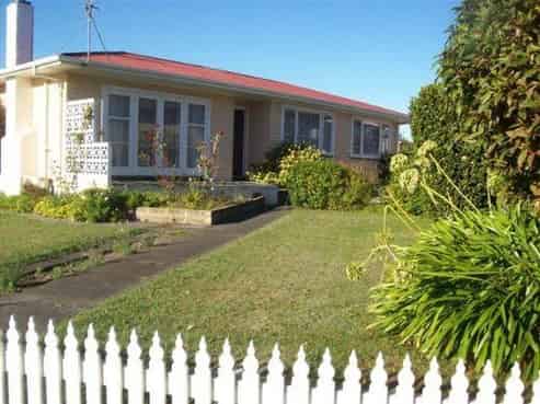 44 Trinity Crescent, Pirimai