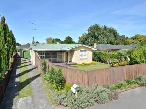 112 Masters Avenue, Silverdale