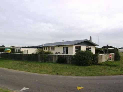 24 Te Kiri Street, Himatangi Beach