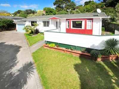 6 Win Grove, Hatfields Beach