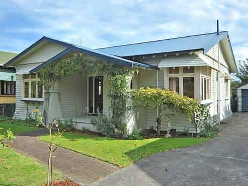 11 Florence Avenue, Palmerston North Central