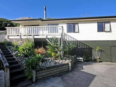 25 Postgate Drive, Whitby