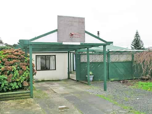 38 Whanga Crescent, Titahi Bay