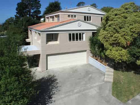 38 Saddleback Rise, Murrays Bay