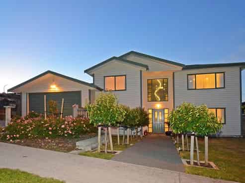 3 Mcewen Crescent, Riverstone Terraces