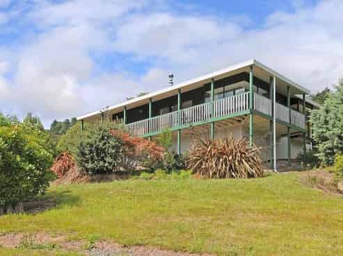 219B Katherine Mansfield Drive, Whitemans Valley