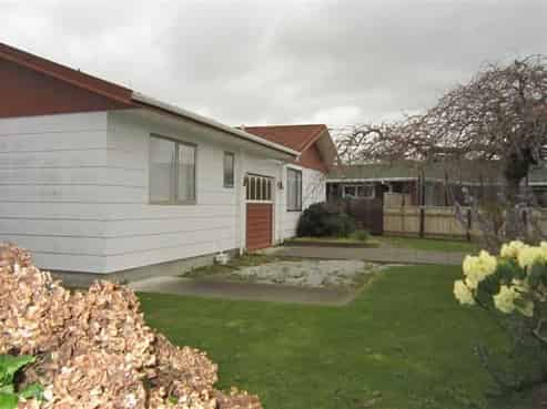 327 Cambridge Avenue, Ashhurst