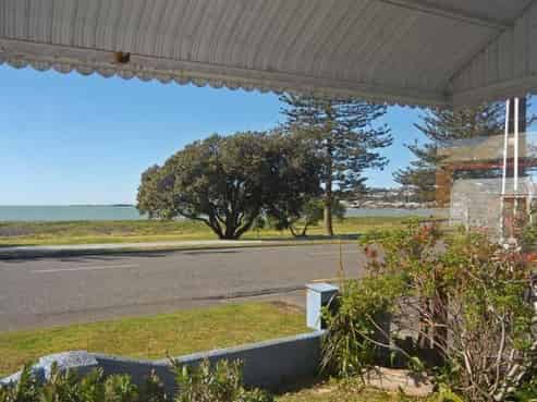 11 Ferguson Avenue, Westshore