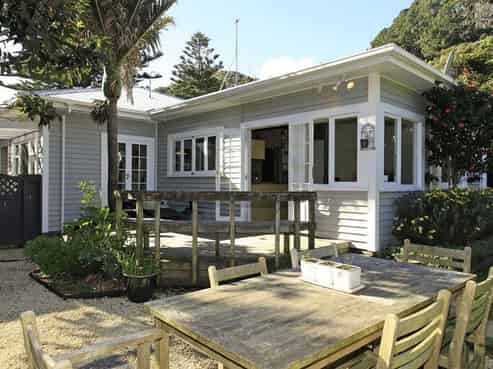 3 Ngaio Street, Eastbourne