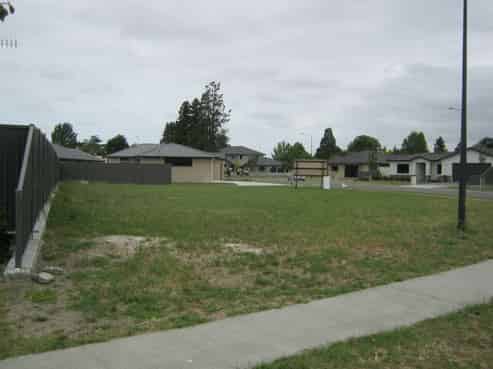 6 Beamish Street, Frimley