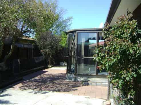 16A Glenbyre Place, Bromley