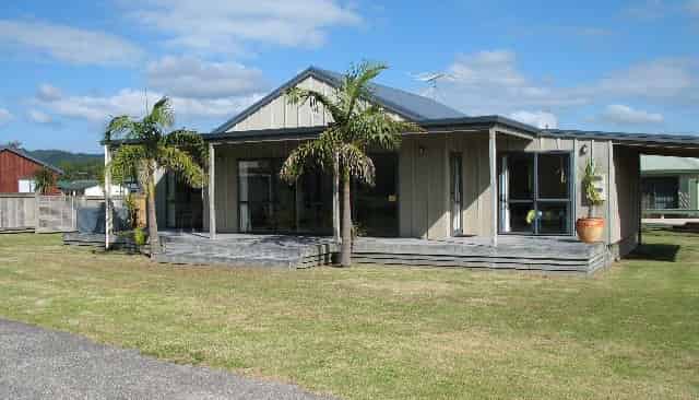 108 Castle View Road, Matarangi
