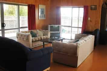 169 Kowhai Avenue, Matarangi