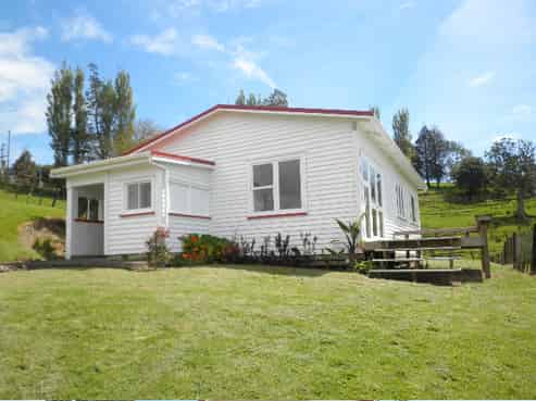 184 Koutu Loop Road, Opononi