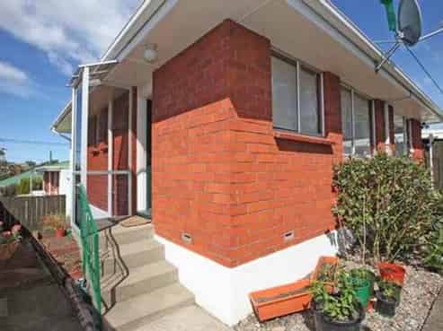 10A Bernard Street, Kenmure