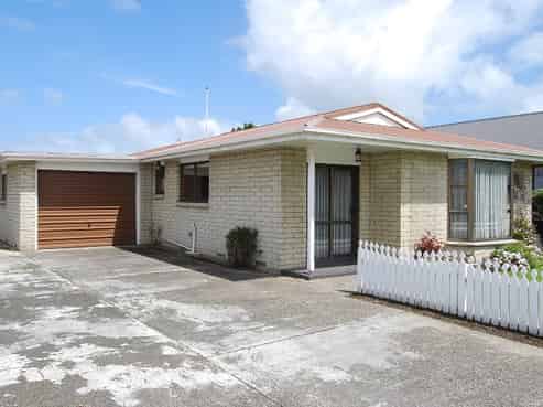 301 Tweed Street, Georgetown