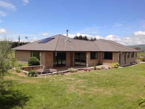 54 Henaghans Road, Kelvin Grove