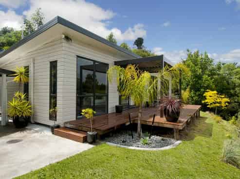 115 Bell Street, Judea