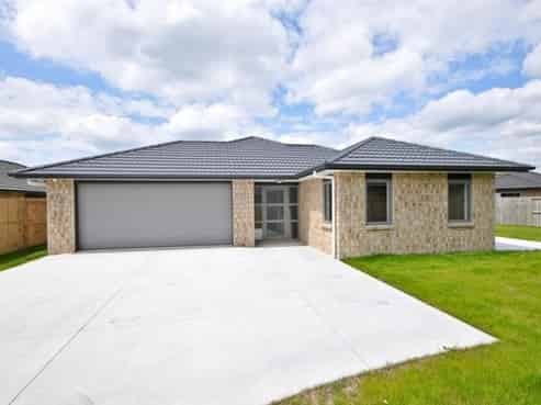 11 Wessex Place, Rototuna North