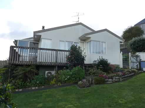 8 Cynthia Place, Bellevue