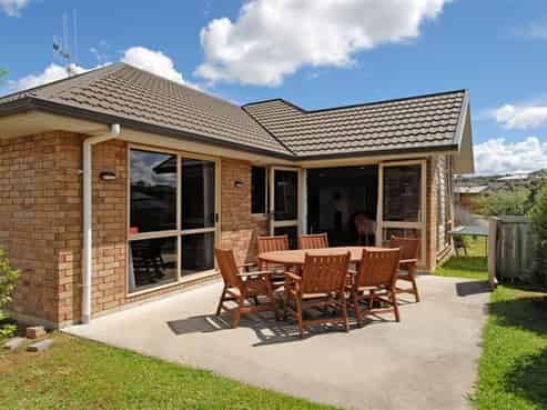 4 Everton Place, Grandview Heights