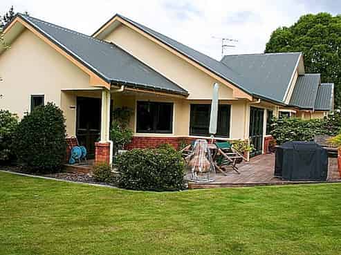 17 Mary Huse Grove, Manor Park