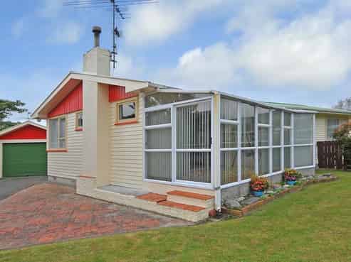 4 Sequoia Place, Maoribank