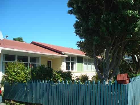 421 Warspite Avenue, Ascot Park