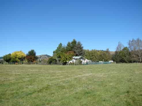 148 Thorn Road, Dovedale