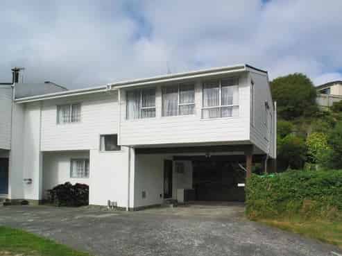 16 Makatote Grove, Churton Park