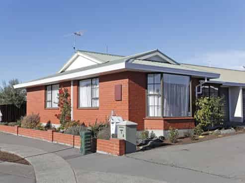 1/7 Peverel Street, Riccarton