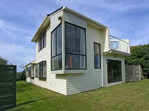 105 Rua Avenue, Waitarere Beach