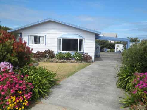 25 Nukumaru Parade, Waitotara
