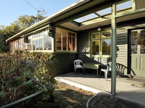 119 Garlands Road, Hillsborough