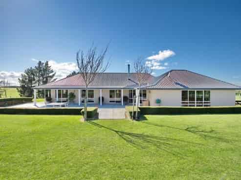 121B Mcleods Road, Sefton